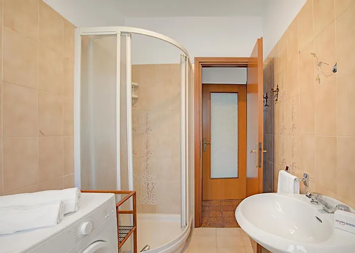 Casa Virginia 拉韦诺-蒙贝洛