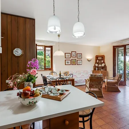 Casa Virginia Laveno-Mombello