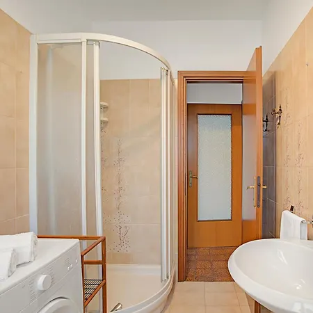 Casa Virginia Laveno-Mombello