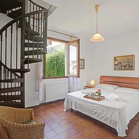 Hébergement de vacances Casa Virginia *