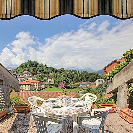 Hébergement de vacances Casa Virginia *