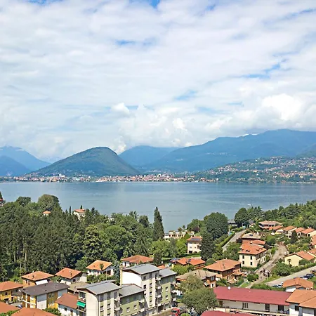 Semesterbostad Giulia - Alessandra - Casa Virginia - Happy Laveno-Mombello