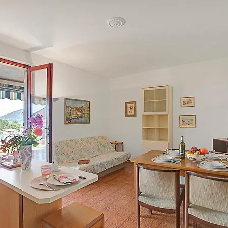 Casa Virginia Hébergement de vacances Laveno-Mombello