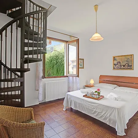 Casa Virginia Hébergement de vacances Laveno-Mombello