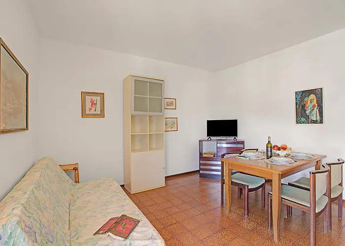 Casa Virginia * 라베노-몸벨로