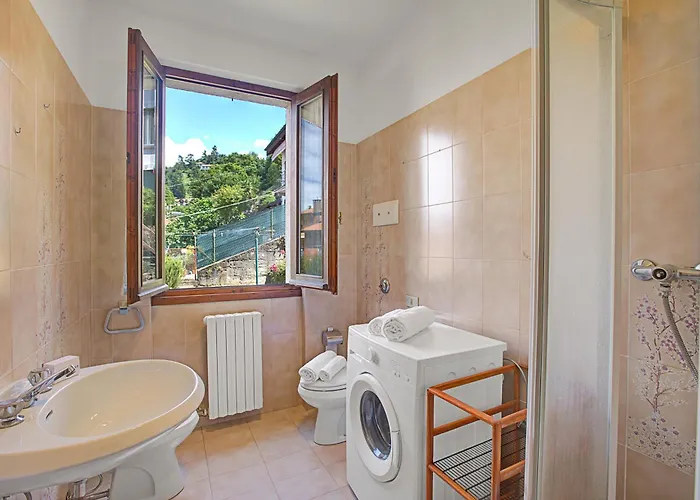 Casa Virginia 펜션 라베노-몸벨로